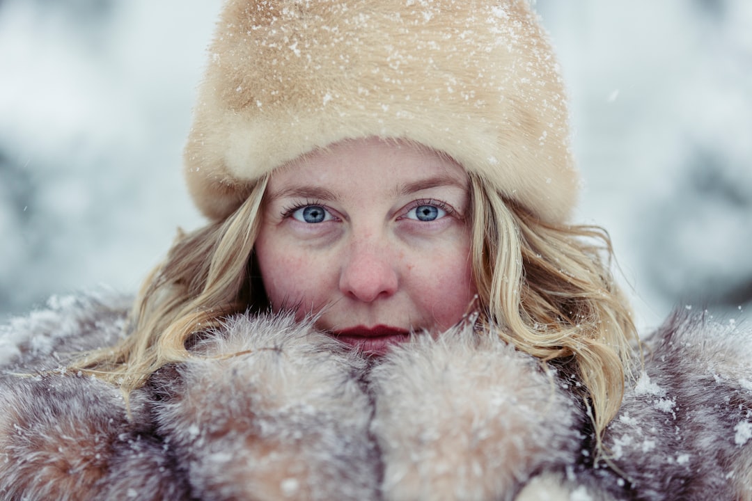 Layering Techniques: How to Stay Comfortable in Winter Weather
